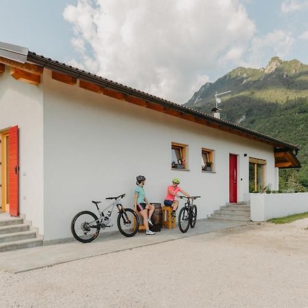 La Tana Del Lupo B&B, Family And Outdoor Sports Borgo Valsugana Экстерьер фото